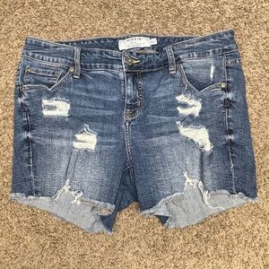 Torrid mid rise distressed denim jean shorts‎ 12 pockets casual cut off stretch